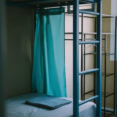 招待所 Kite & Surf Nomad House *