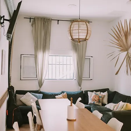 Kite & Surf Nomad House 大加那利岛拉斯帕尔马斯