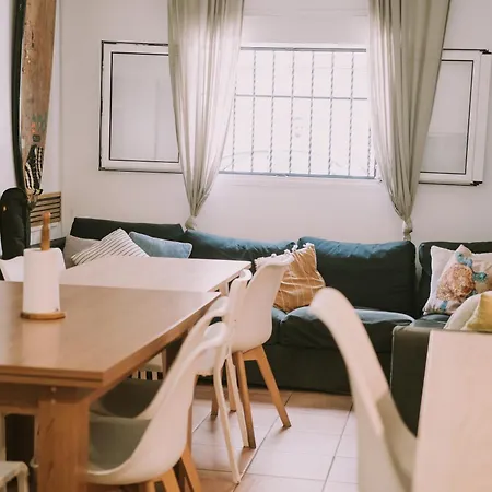 Kite & Surf Nomad House 招待所
