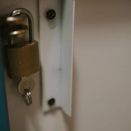 Kite & Surf Nomad House *