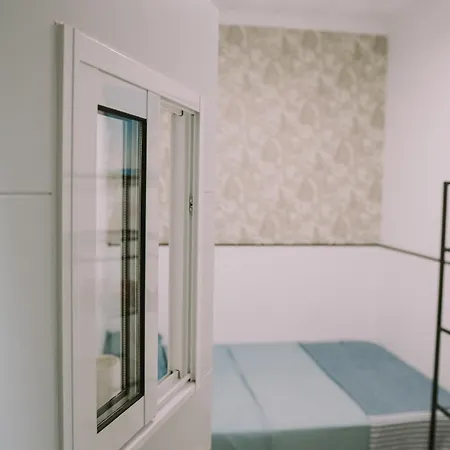 Hostel Kite & Surf Nomad House *