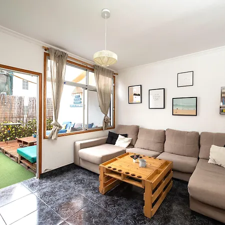 Kite & Surf Nomad House