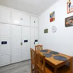 Hostel Kite & Surf Nomad House *
