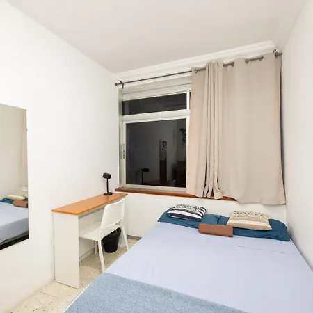 Guest house Kite & Surf Nomad House *