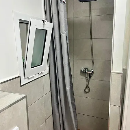 Kite & Surf Nomad House *