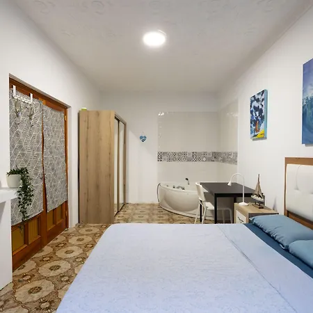 Kite & Surf Nomad House *