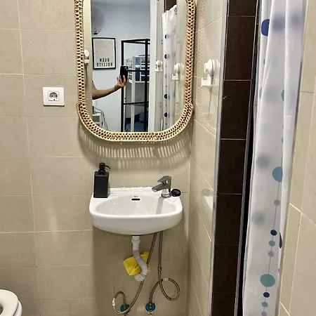 Kite & Surf Nomad House Hostal