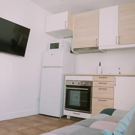 Kite & Surf Nomad House *