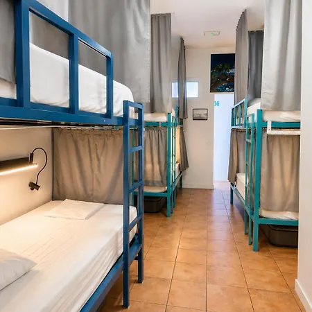 Kite & Surf Nomad House Hostel