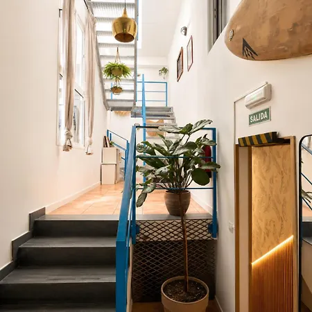 Kite & Surf Nomad House Hostel