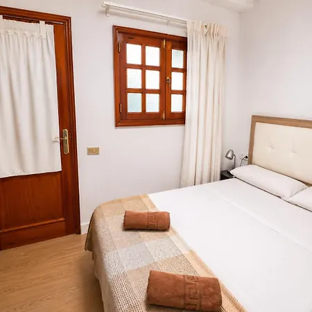 Hostel Kite & Surf Nomad House *