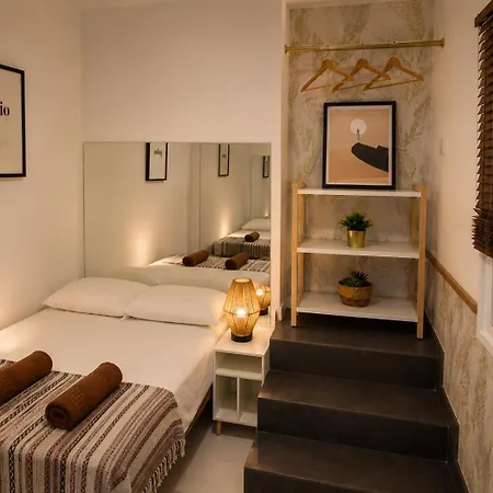 Kite & Surf Nomad House Hostel *