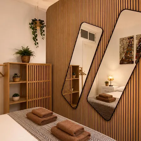 Kite & Surf Nomad House *