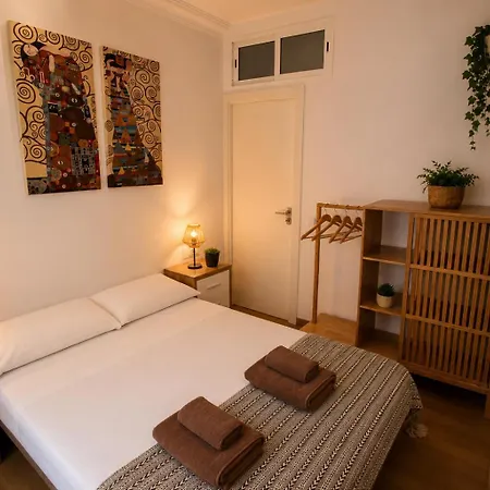Kite & Surf Nomad House Las Palmas de Gran Canaria