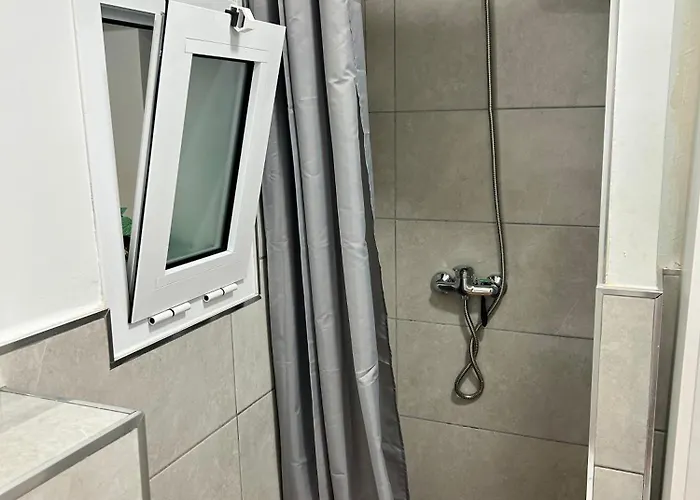 Kite & Surf Nomad House *