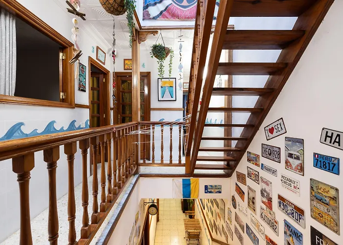 旅馆 Kite & Surf Nomad House *