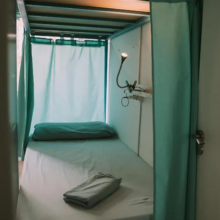 Hostel Kite & Surf Nomad House Las Palmas